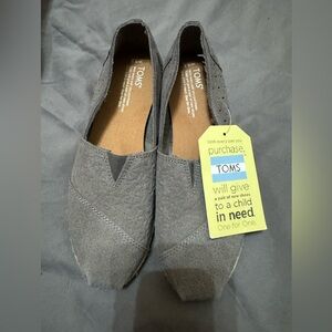 TOMS Women's Dark Gray Suede Espadrille Loafers NWT